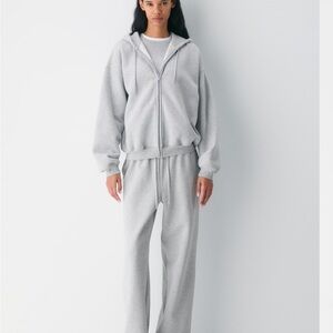 Aritzia Heather Gray Sweatfleece Zip Up Hoodie